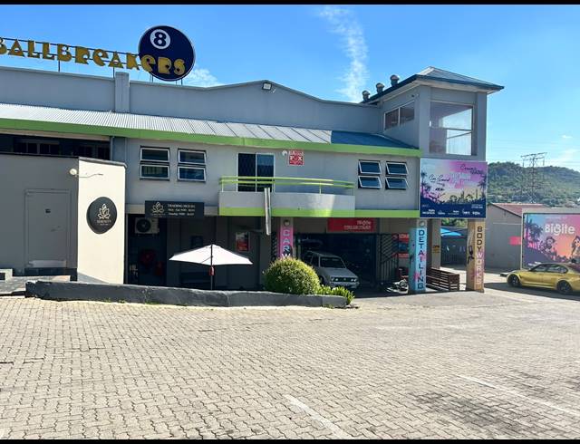 3,501M² BUSINESS TO LET IN MONDEOR